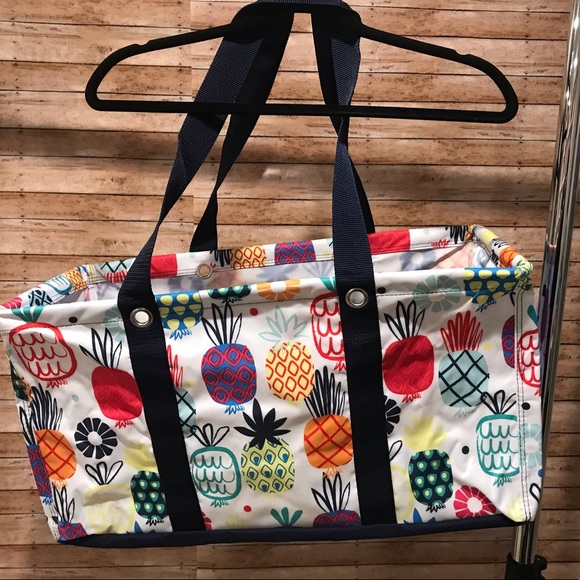 thirty-one Handbags - Large Utility Tote pineapples